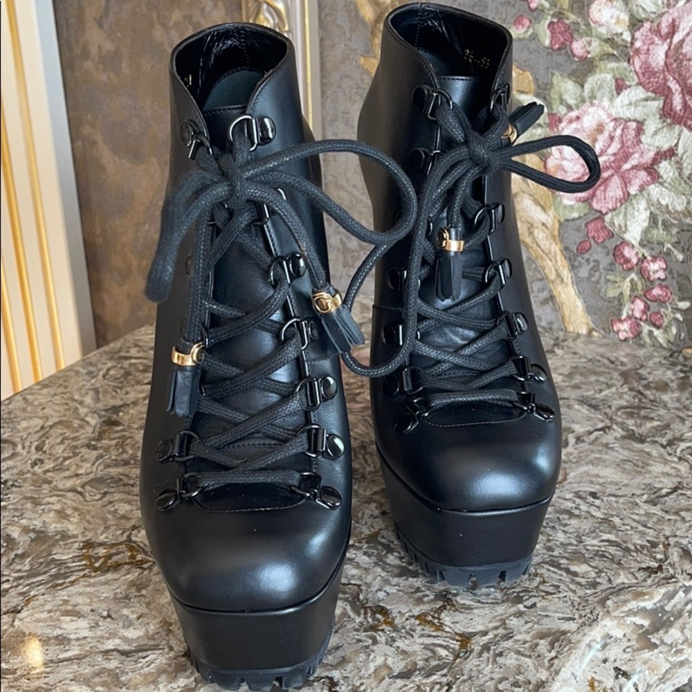 Gucci Black Kayla Lace-Up Leather Platform Boots - Picture 3 of 9